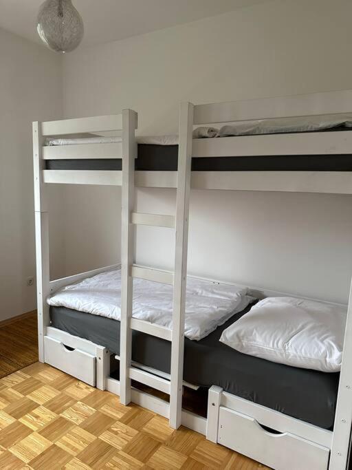 Freundliche Wohnung Naehe Weinstrasse Fuer 5 Personen Wagna Exteriör bild